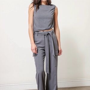 NWT Line & Dot Kay grey sleeveless top with tie at waist Size Medium
